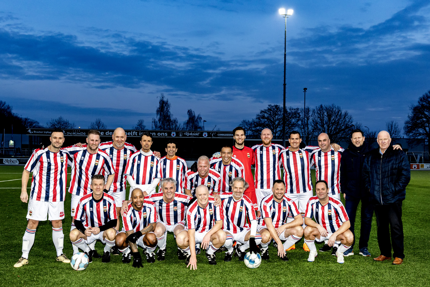 Willem II sponsorteam - VVV-Venlo sponsorteam