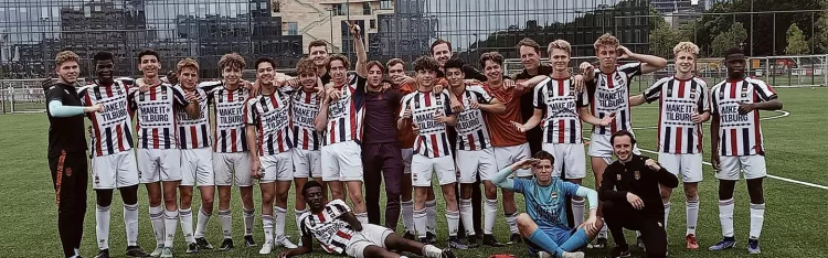 Willem II O16 promoveert naar Divisie 2