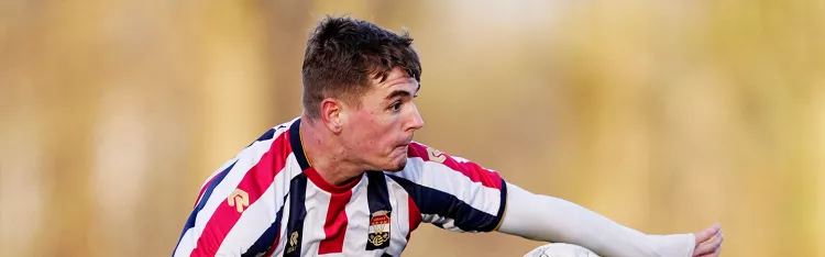 O21 wint bij debuut in Divisie 1