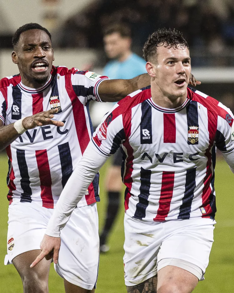 Willem II overtuigend langs Helmond Sport