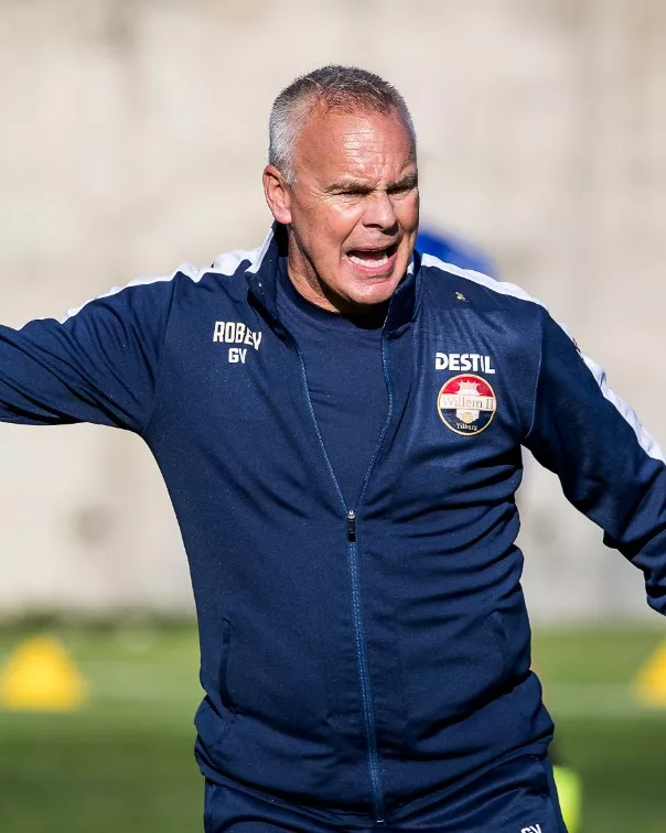 Column: Mannetjesmaker in de schaduw