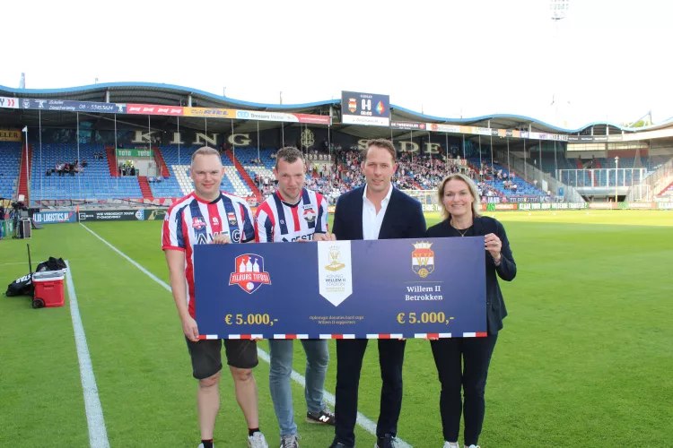 Opbrengst donaties hard cups Willem II supporters