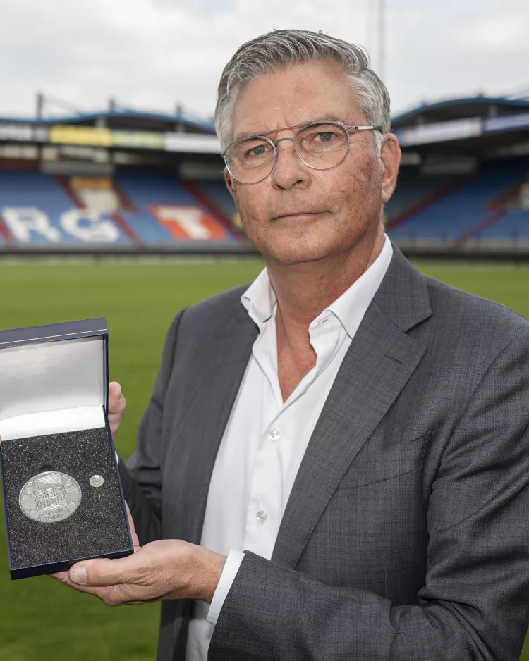 Zilveren Erepenning voor Martin van Geel