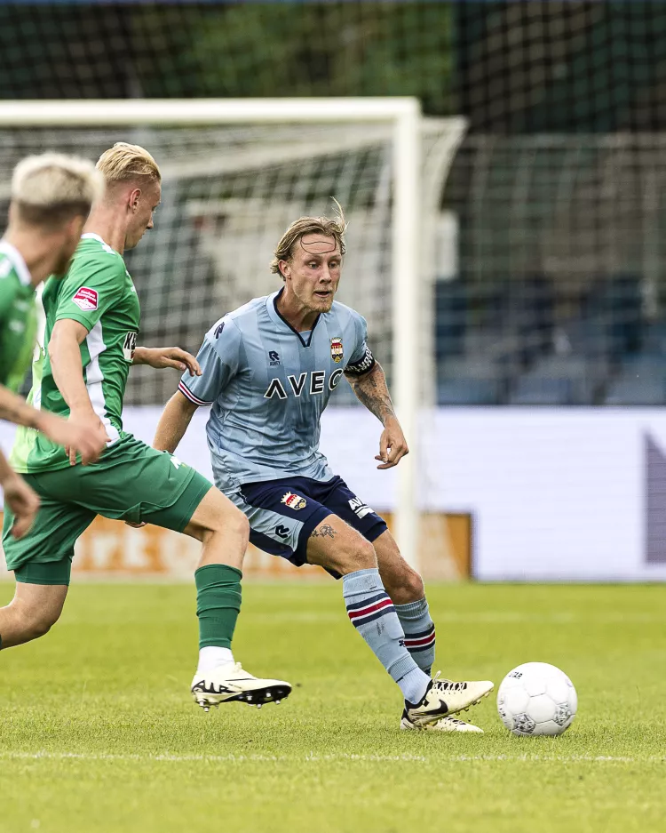 Willem II en FC Dordrecht in evenwicht