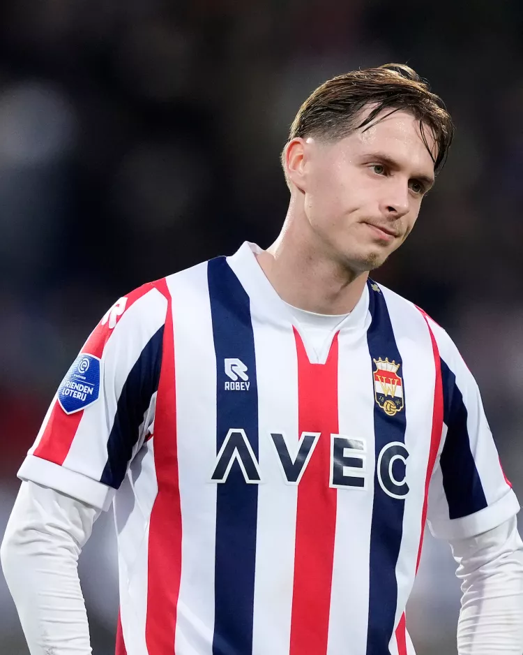 Nederlaag in middenmoot clash