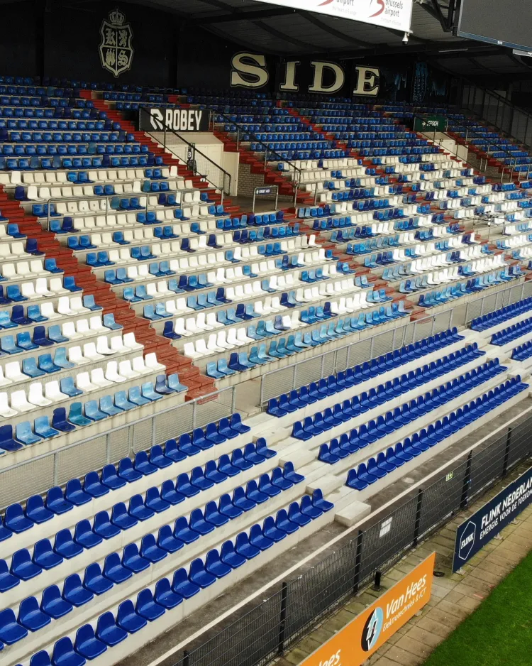 KingSide en vak E één wedstrijd gesloten na vuurwerkincident