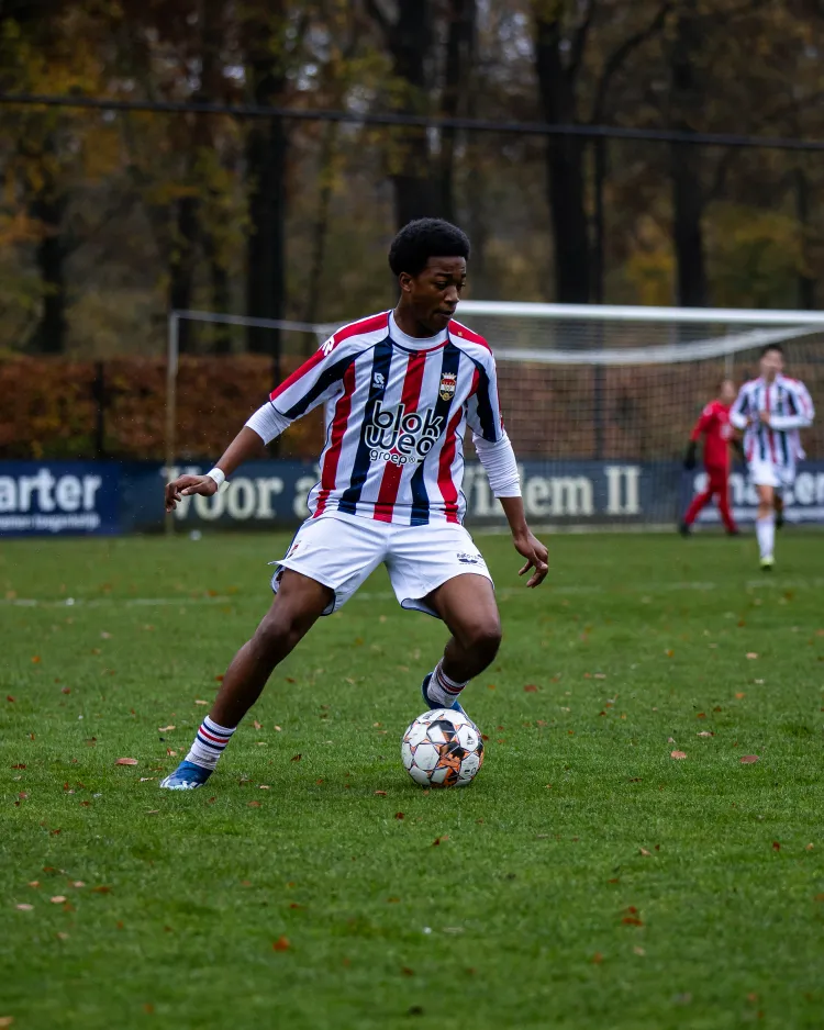Tyrell Taylor opgeroepen voor het Nederlands elftal O15