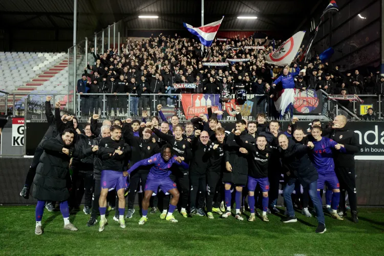 Willem II plaatst zich voor play-offs