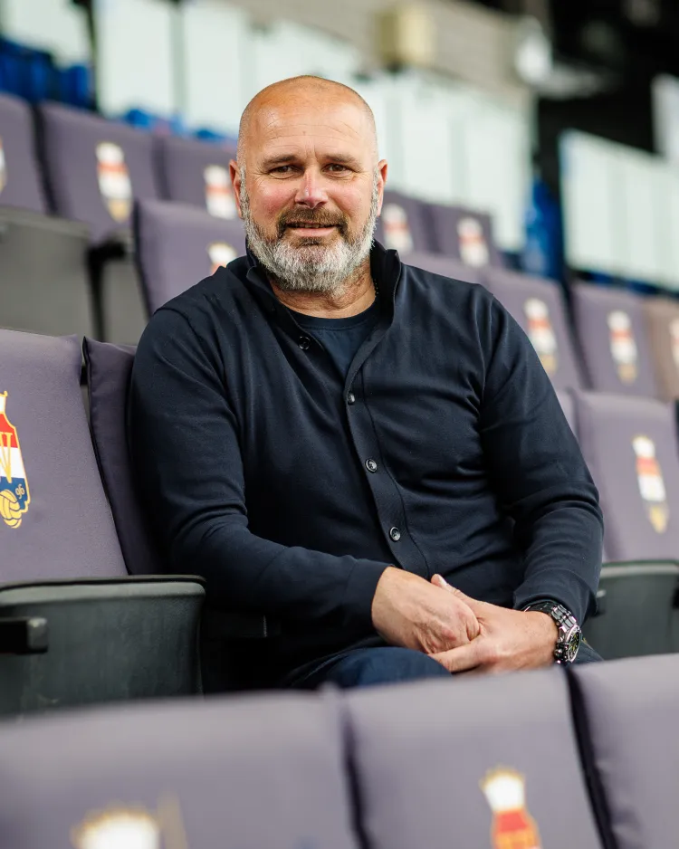 Hoofd Jeugdopleiding Eric Hellemons vertrekt bij Willem II