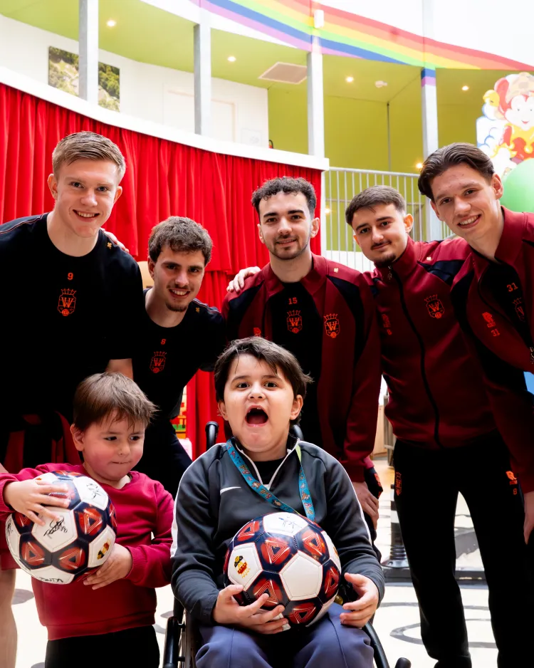 Willem II bezorgt gezinnen van Villa Pardoes een bijzondere week